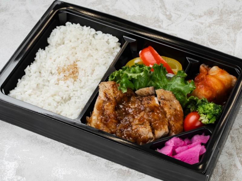 地鶏のステーキ弁当
