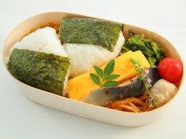 百年の手焼きだしまきのおむすび弁当【916】