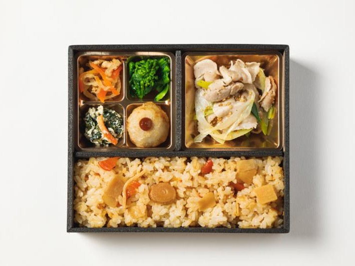 【懐石弁当】《選べるメイン》和惣菜弁当（炊き込み、豚ネギ）