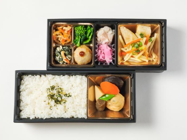 【懐石弁当】《選べるメイン》和惣菜2段弁当（白飯、かれい）