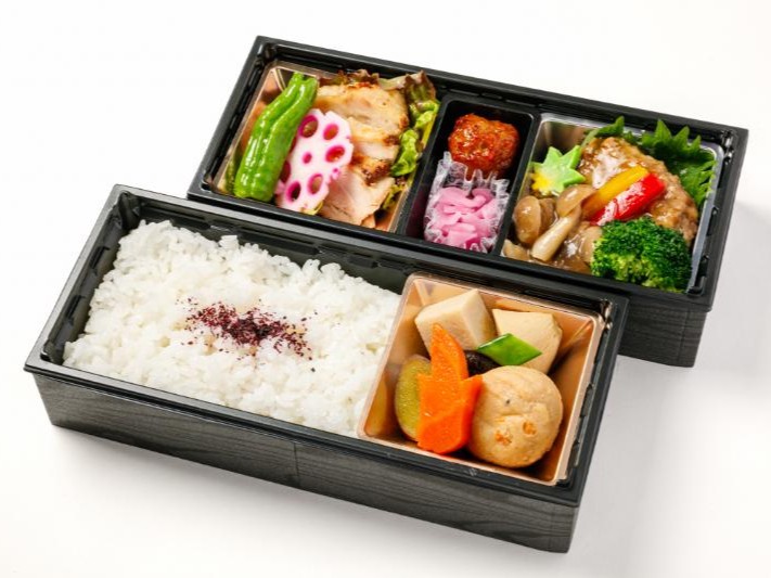 ハラール特選二段和膳 鶏グリルと和風ハンバーグ（紙パック茶250ml付）