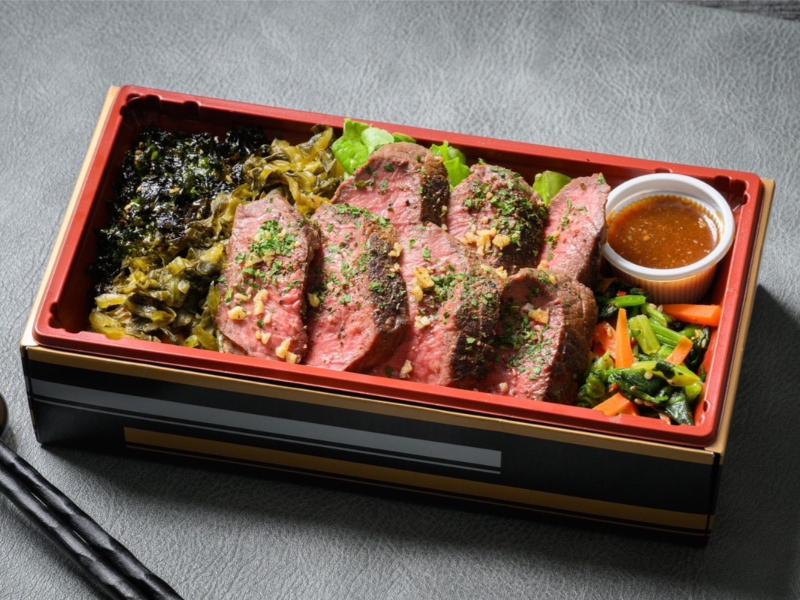 道産牛赤身ステーキ重