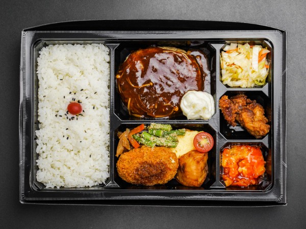 贅沢御膳 デミグラスハンバーグ