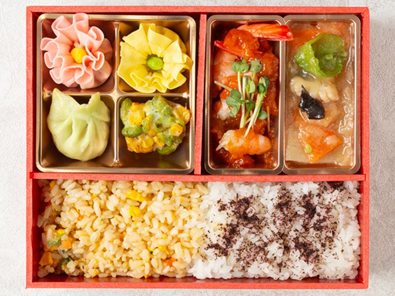 二種のご飯と五目煮海老チリの彩り焼売弁当