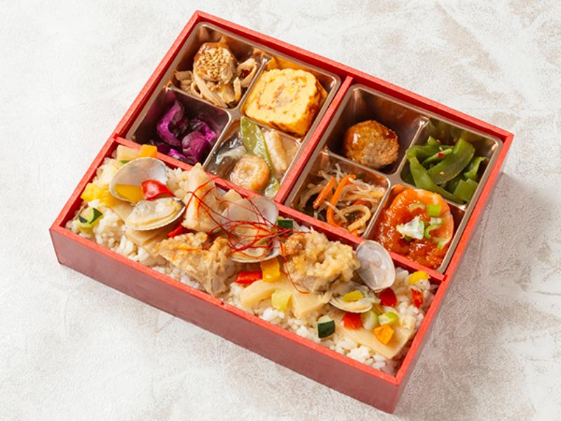 浅利と鶏飯のおかず満載弁当