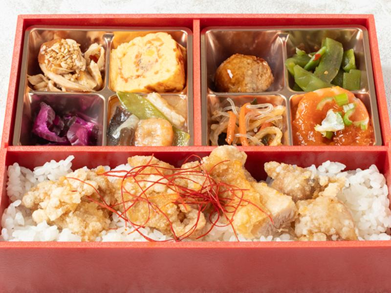 よだれ鶏のおかず満載弁当