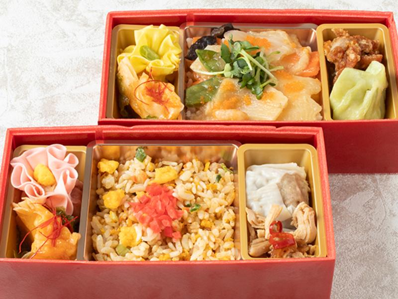 二種のご飯とおかず満載二段弁当
