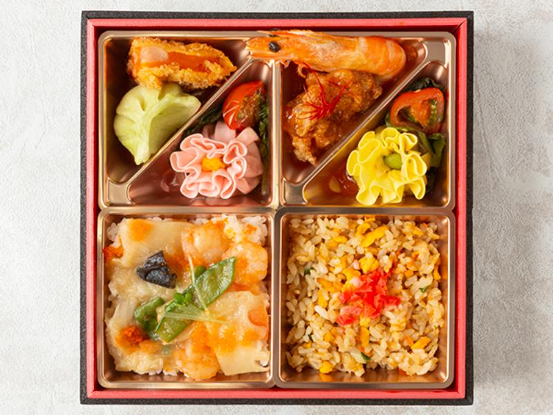 二種のご飯とおかず満載豪華彩り弁当