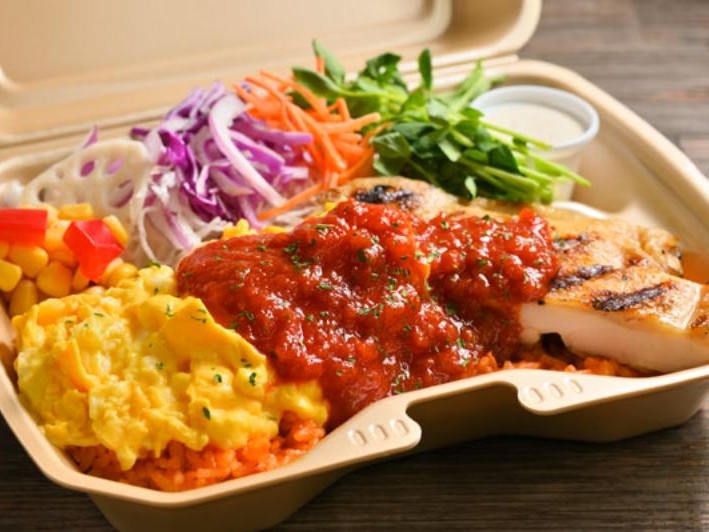 8種野菜のふわとろオムレツ弁当