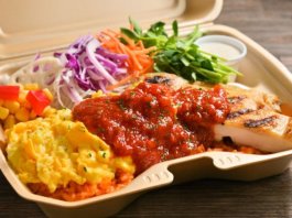 8種野菜のふわとろオムレツ弁当