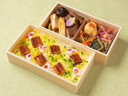 Ａ５和牛のすき焼きとうなぎちらしの共演