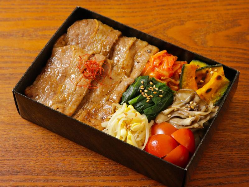 牛カルビ焼肉飯