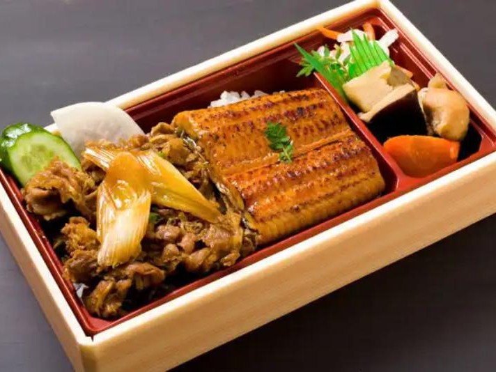 和牛すきと鰻重