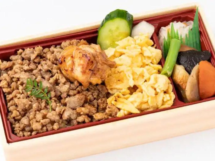 銘柄豚そぼろと鶏の照焼重