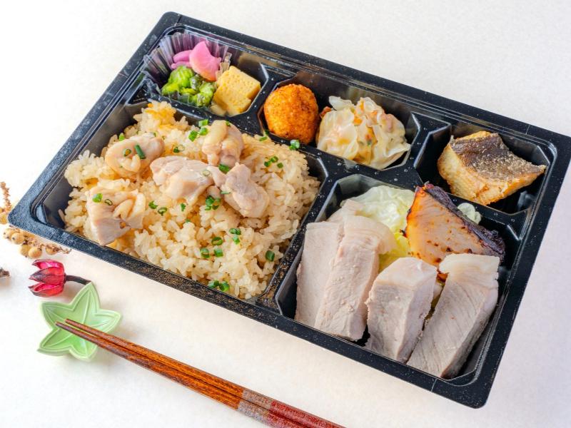 炊き込みご飯膳（銀）