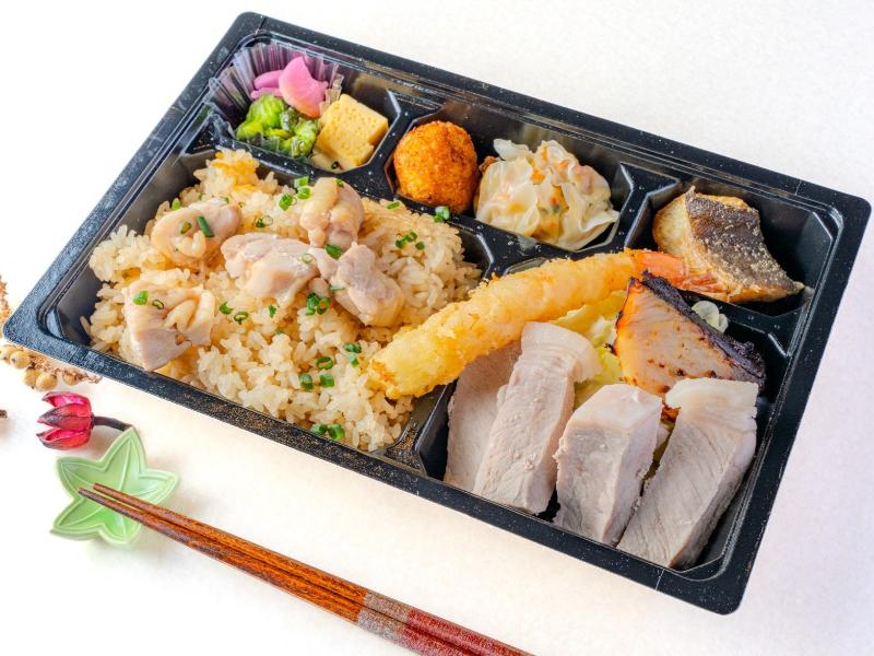 炊き込みご飯膳（金）