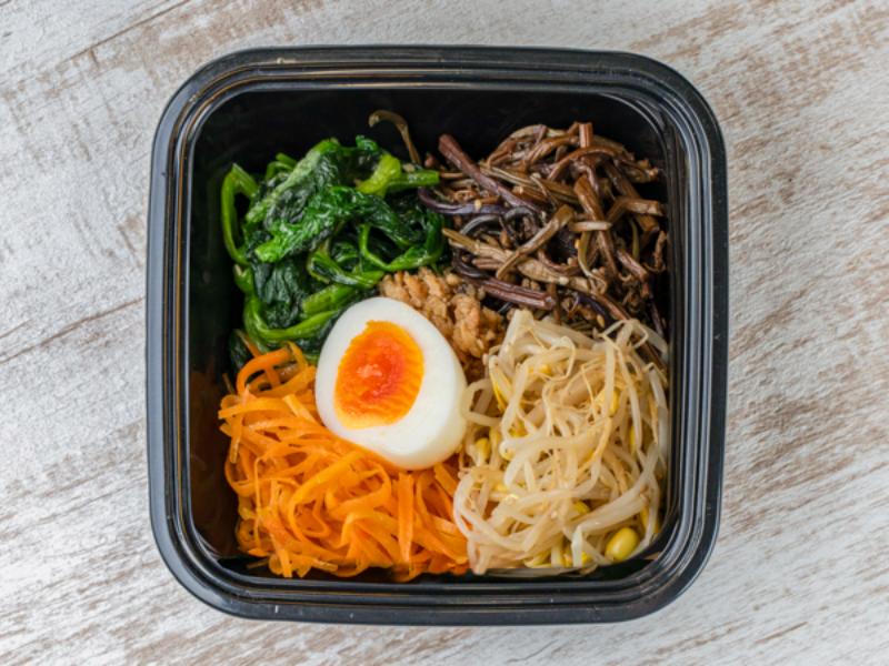 野菜を味わう 自家製ナムルの本格旨辛ビビンバ丼