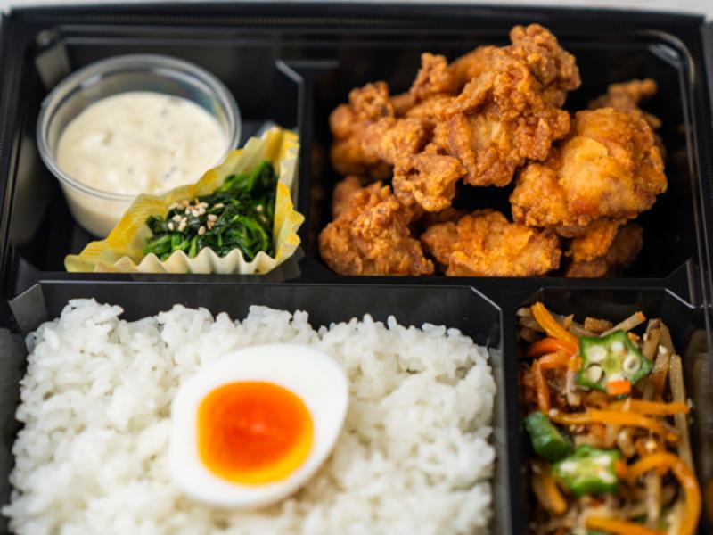 やみつき！特製醤油唐揚げ弁当