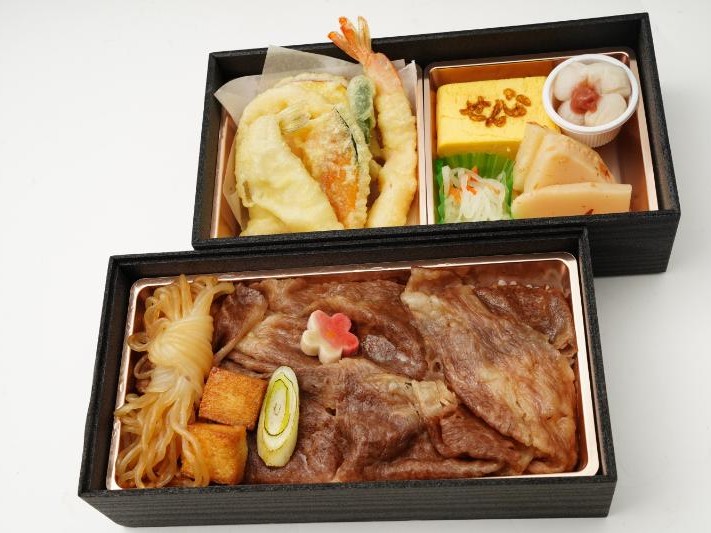 黒毛和牛すき焼き重『彩（いろどり）』