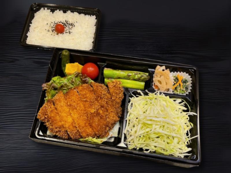 ひまわり畑ポークのトンカツと旬野菜御膳