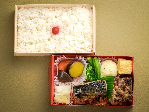 さば・とりこうじ焼弁当