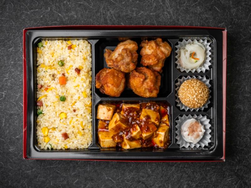 ガッツリ御膳（唐揚げ・麻婆豆腐）