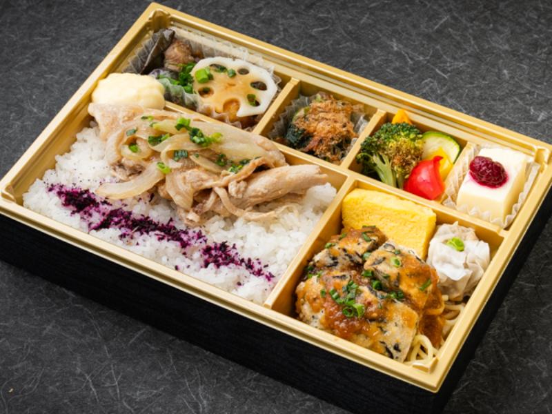 豚ロース生姜焼＆自家製豆腐ハンバーグ和風おろし御膳