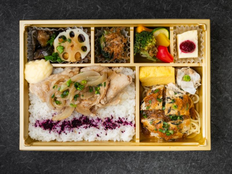 豚ロース生姜焼＆自家製豆腐ハンバーグ和風おろし御膳