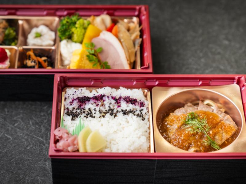 サーロインステーキ特製おろしソース 2段御膳