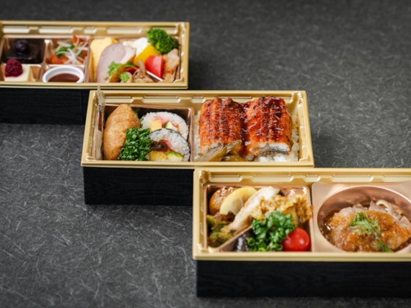 鰻＆自家製極厚稲荷の3段御膳 サーロインステーキ 特製和風おろしソース