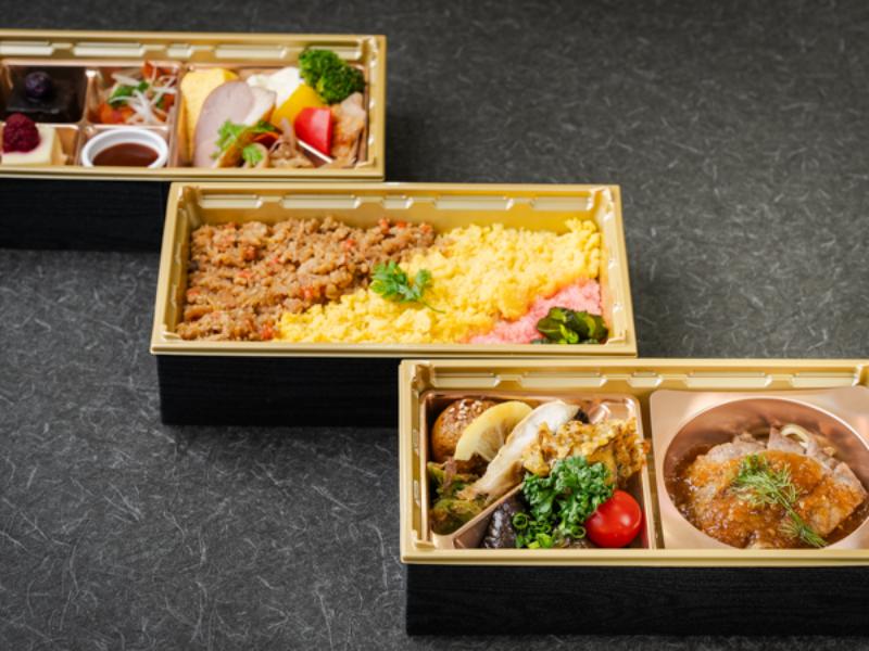 3段3色御膳 サーロインステーキ 特製和風おろしソース