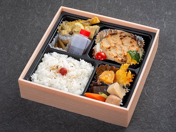 三元豚自家製ハンバーグ＆幕の内弁当