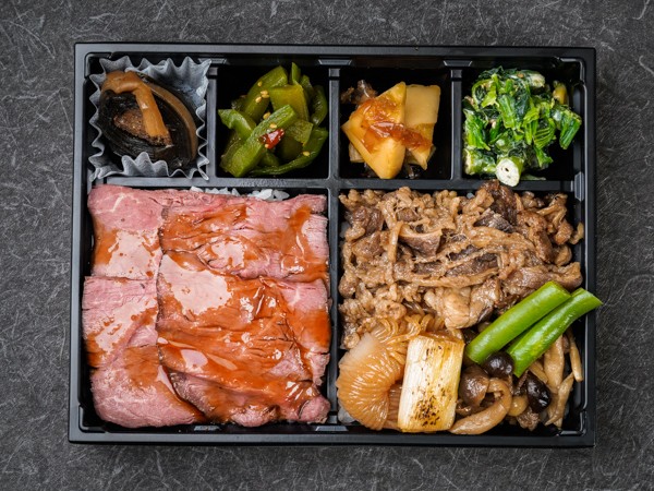 ローストビーフとすき焼きのお弁当