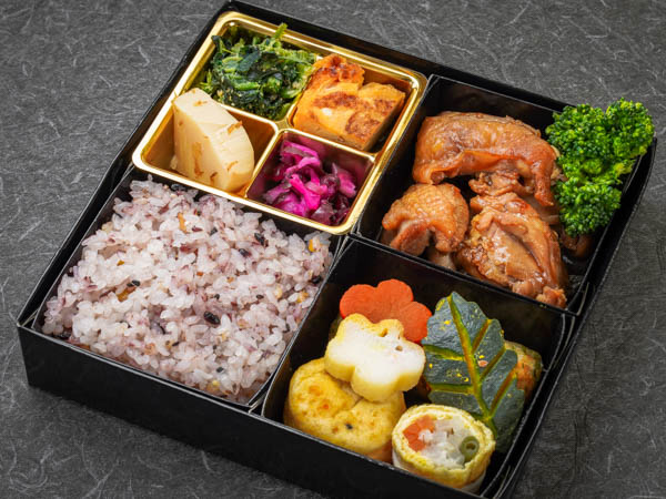 4升7種 鶏肉の照り焼き