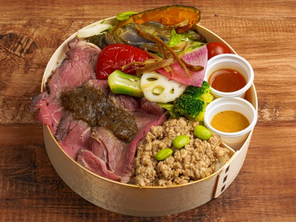 ビーフステーキわっぱ弁当