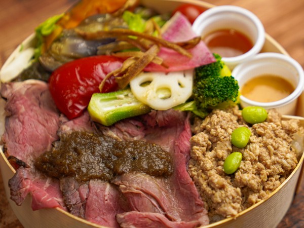 ビーフステーキわっぱ弁当