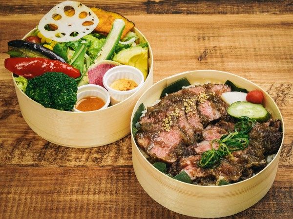 黒毛和牛ザブトン＆カイノミ弁当