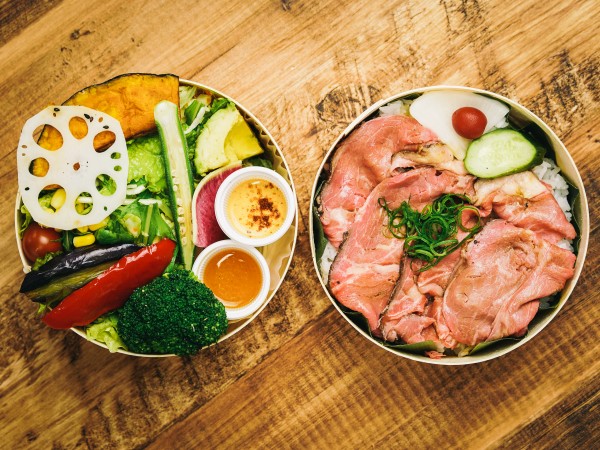 ローストビーフ二段弁当