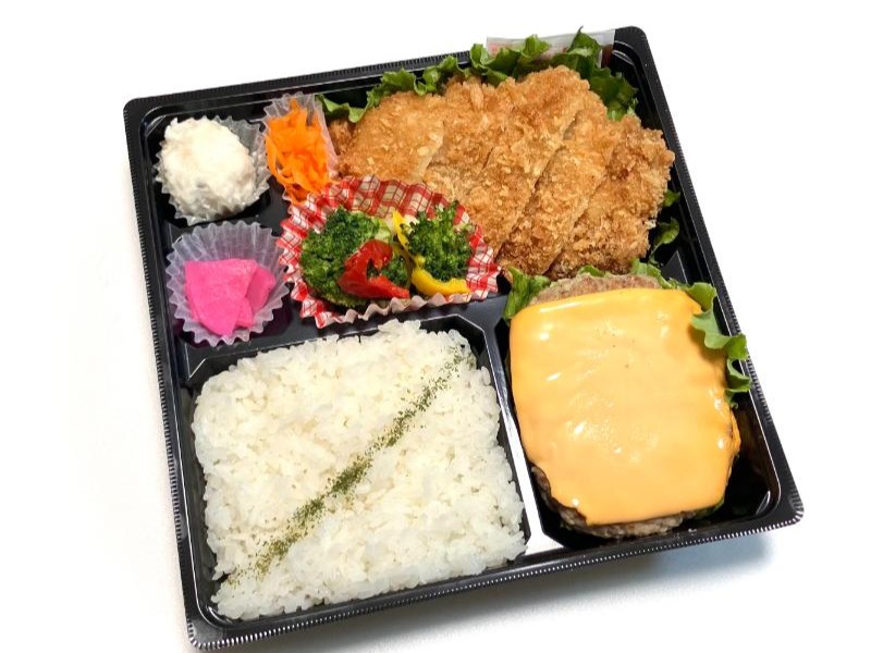 チーズハンバーグと熟成豚ロースとんかつ