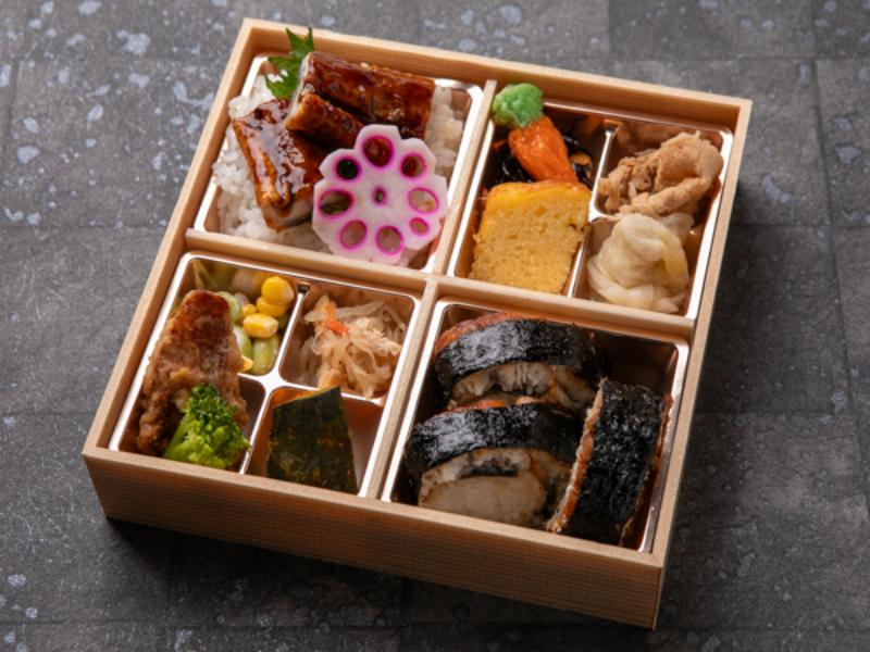 贅沢彩り御膳〜鰻の太巻きと鰻の蒲焼き御膳〜