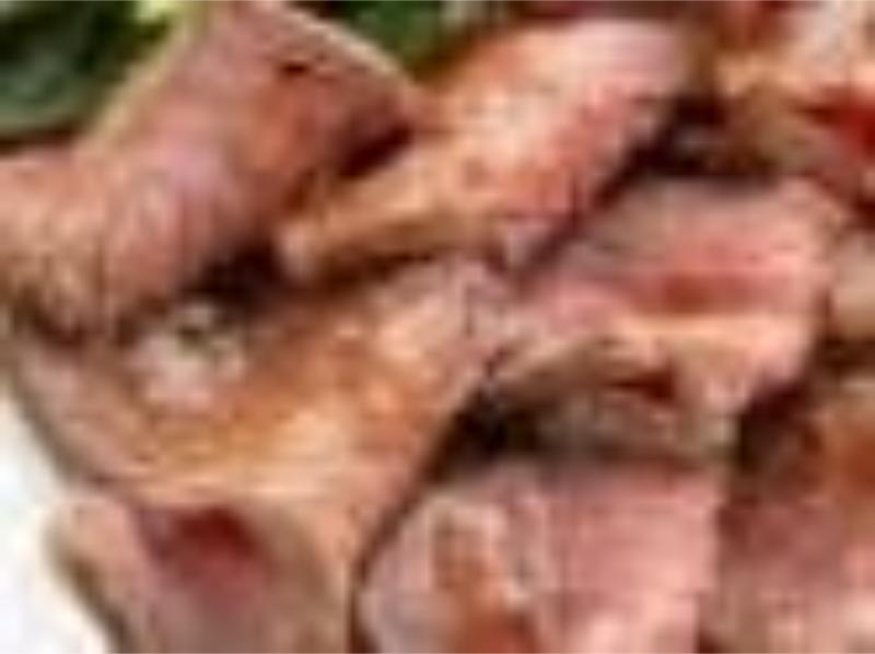 厳選ミスジ肉のローストビーフ〜ベビーリーフ添え〜