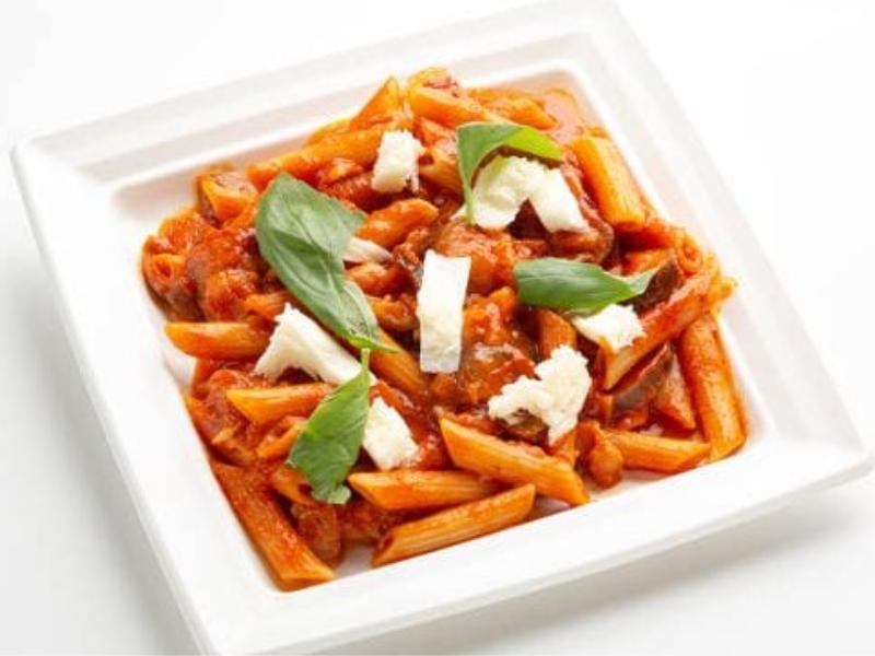 ナスとベーコンのモッツァレラアラビアータ（温める機能追加可能）