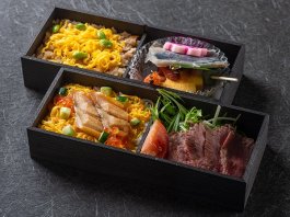 穴子とかしわ飯の二段懐石膳
