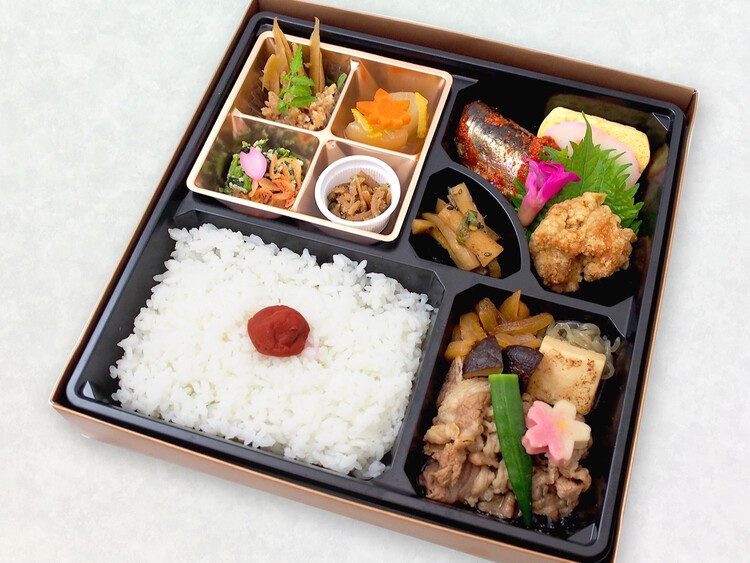 厳選牛すき焼き御膳（球磨川　大阪店）