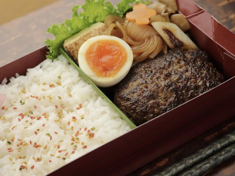 「すき焼き風」特製ハンバーグ重