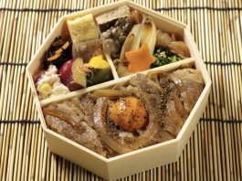 黒毛和牛すき焼き 水月