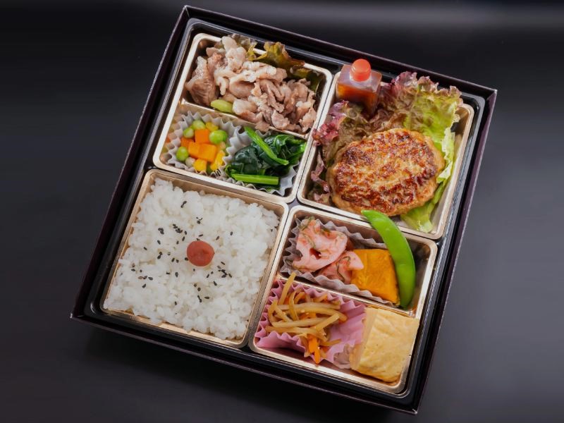 熟成ハンバーグと和牛焼肉弁当　紬（つむぎ）