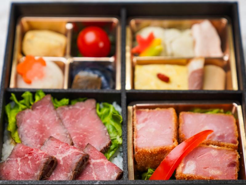 〜厚切りハムカツ〜牛ロースト重とこだわり和惣菜 御膳