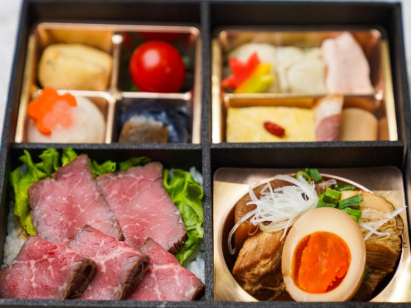 〜豚の角煮〜牛ロースト重とこだわり和惣菜 御膳