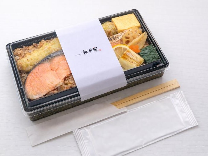 紅鮭と削り節の鰹節弁当